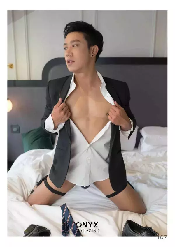ONYX 3 - Jacob Ja 211 Pics & BtS
