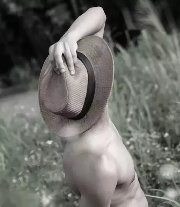 Menluscious Issue 02 - Fame Krittapat