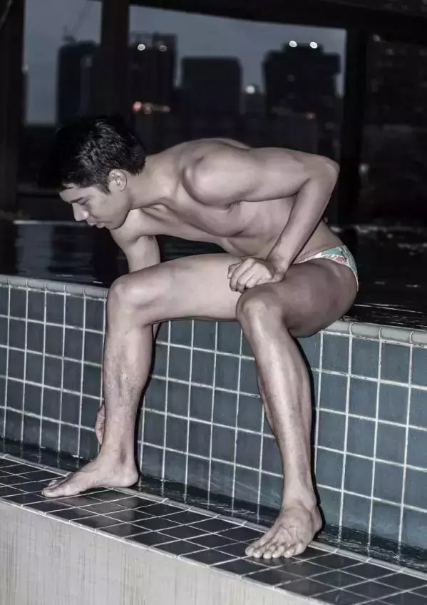 Menluscious Issue 02 - Fame Krittapat