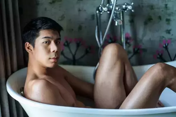 Menluscious Issue 02 - Fame Krittapat