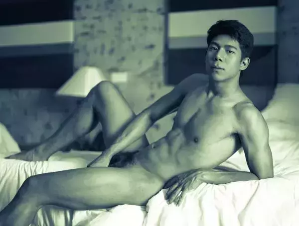 Menluscious Issue 02 - Fame Krittapat