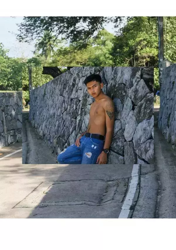 DUDEK ISSUE 01 - A DAY FOR A PATTAYA BOY