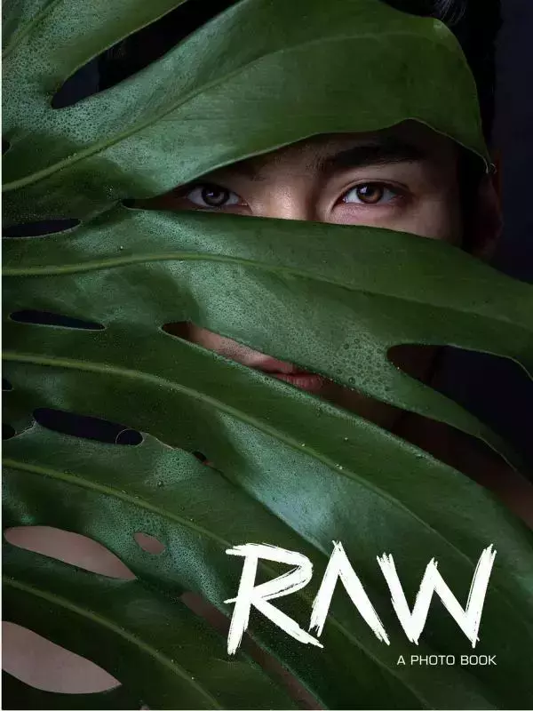 RAW Volume 01