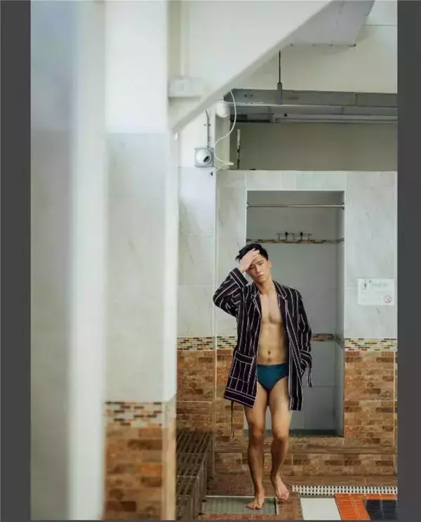 SaturDay 04 - Pool Man