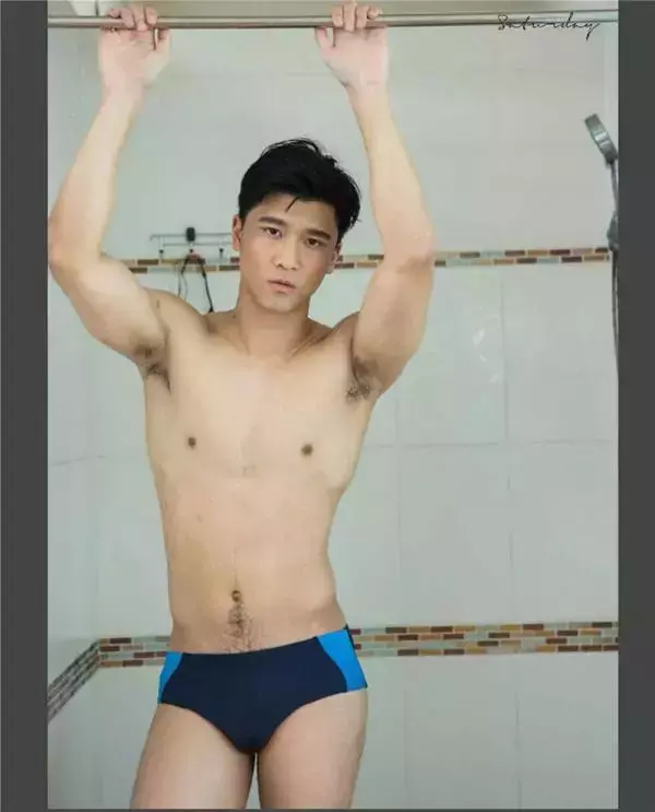 SaturDay 04 - Pool Man