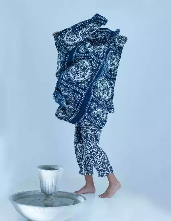 RareRoot  Issue 02 - Pee