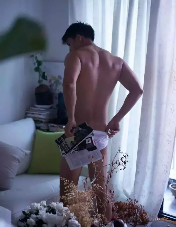 RareRoot  Issue 02 - Pee