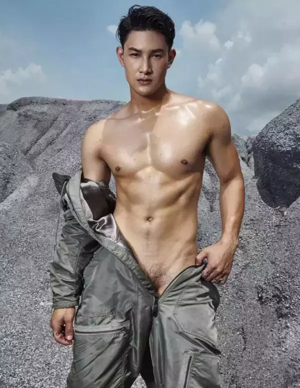 AWESOME MEN 1 - BANK BUSA