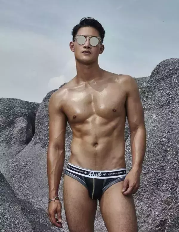 AWESOME MEN 1 - BANK BUSA