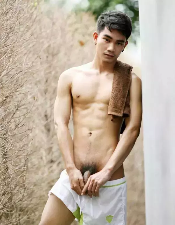 MAN OMG 5 – Korn Naughty Boy