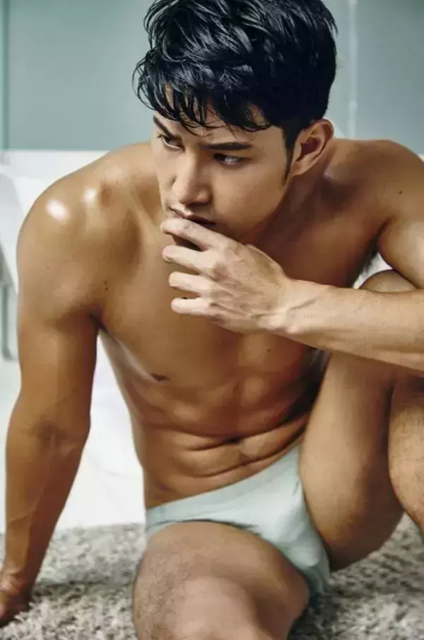 AWESOME MEN 1 - BANK BUSA
