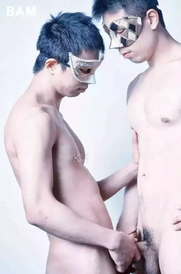 BE A MODEL 1 創刊號 X-ISSUE 面具男的情慾世界