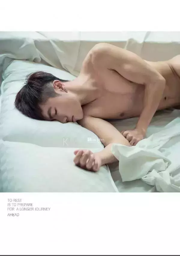 Whoseman 8 花漾文青男孩 許禾
