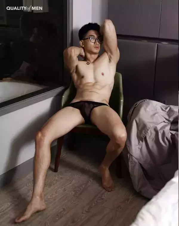 QM 3.2 暗黑 Kayson 4手聯彈噴發 Exclusive Issue
