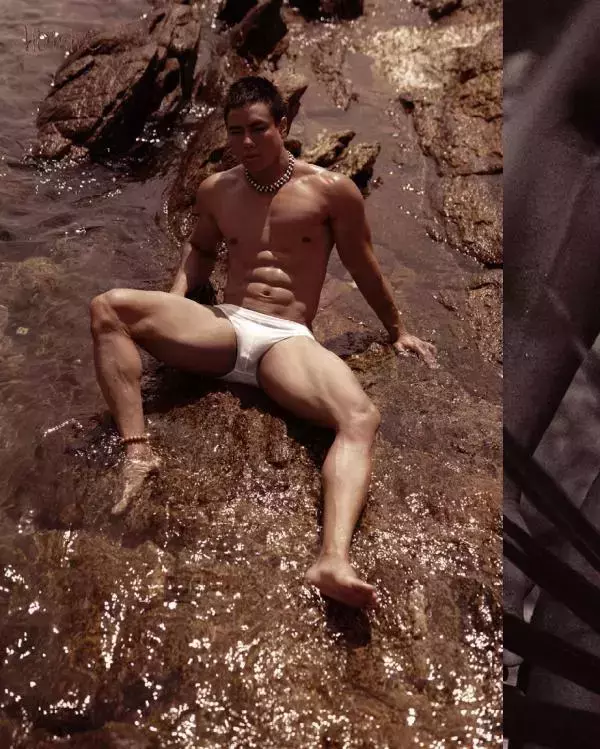 Homme 6 精壯美男魚
