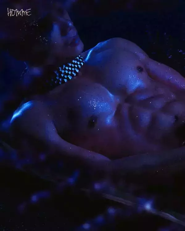 Homme 6 精壯美男魚