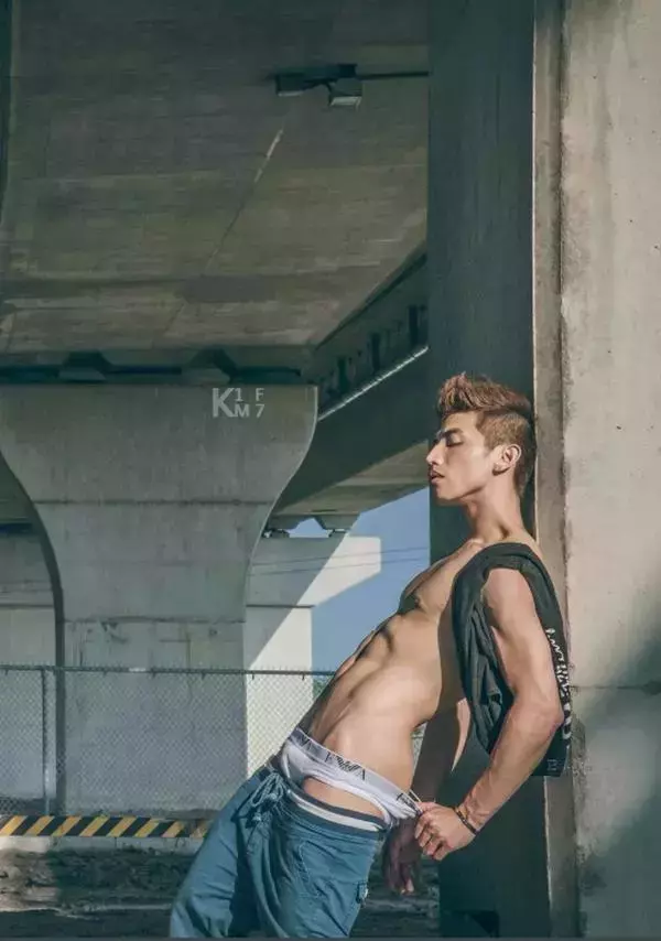 Whoseman 7 平面男模 蔡洋洋 - 藝術全見版