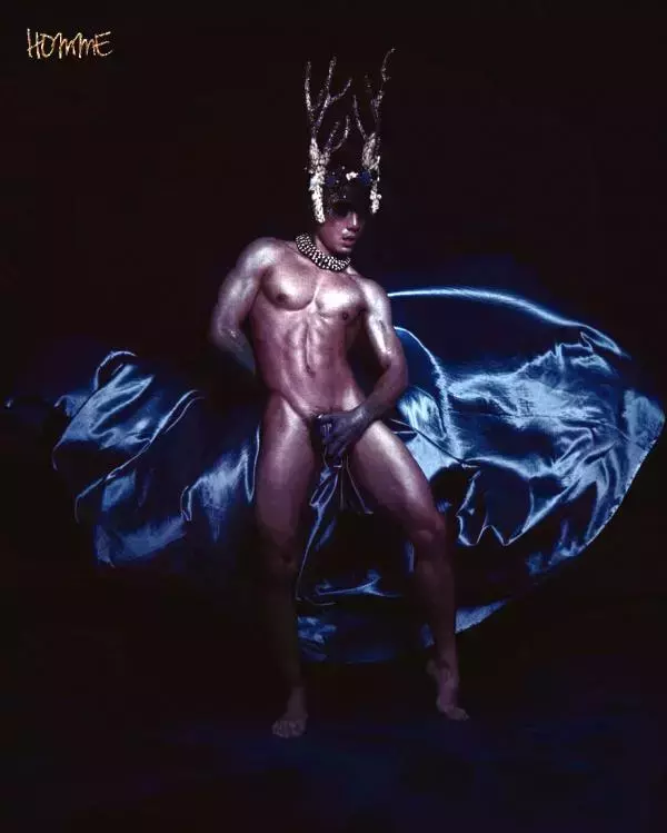 Homme 6 精壯美男魚