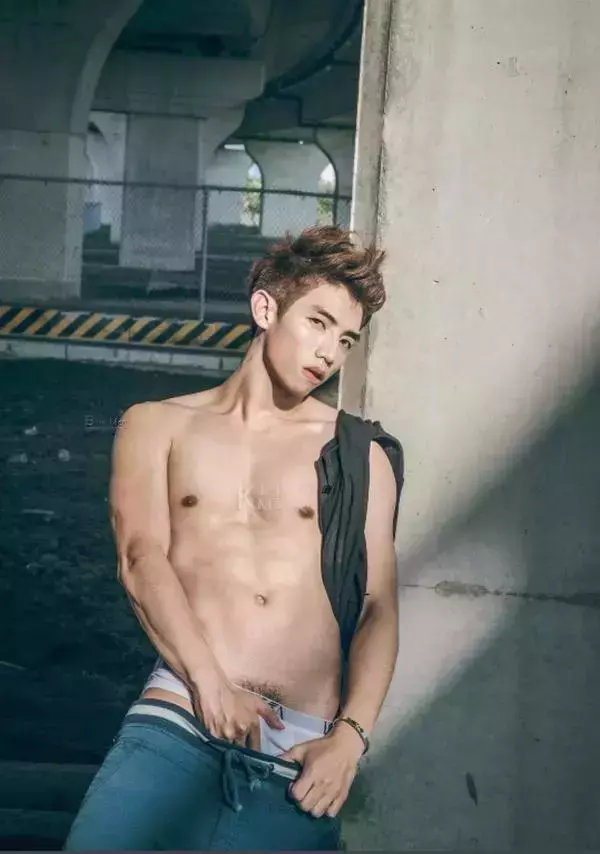 Whoseman 7 平面男模 蔡洋洋 - 藝術全見版