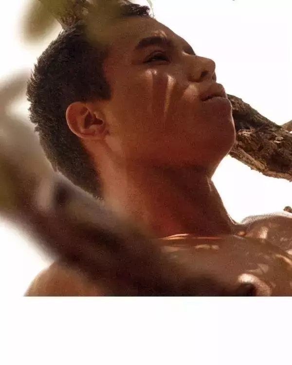 Homme 6 精壯美男魚