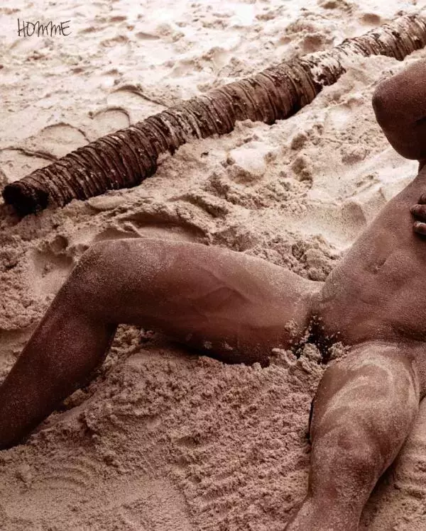 Homme 6 精壯美男魚