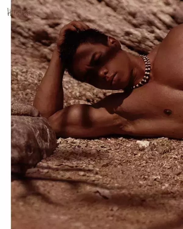 Homme 6 精壯美男魚