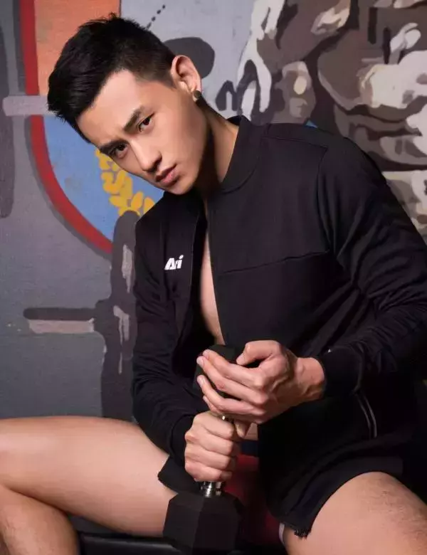 Attitude April 2018
