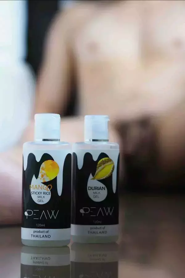 Peaw 1 泰國模型為您的樂趣