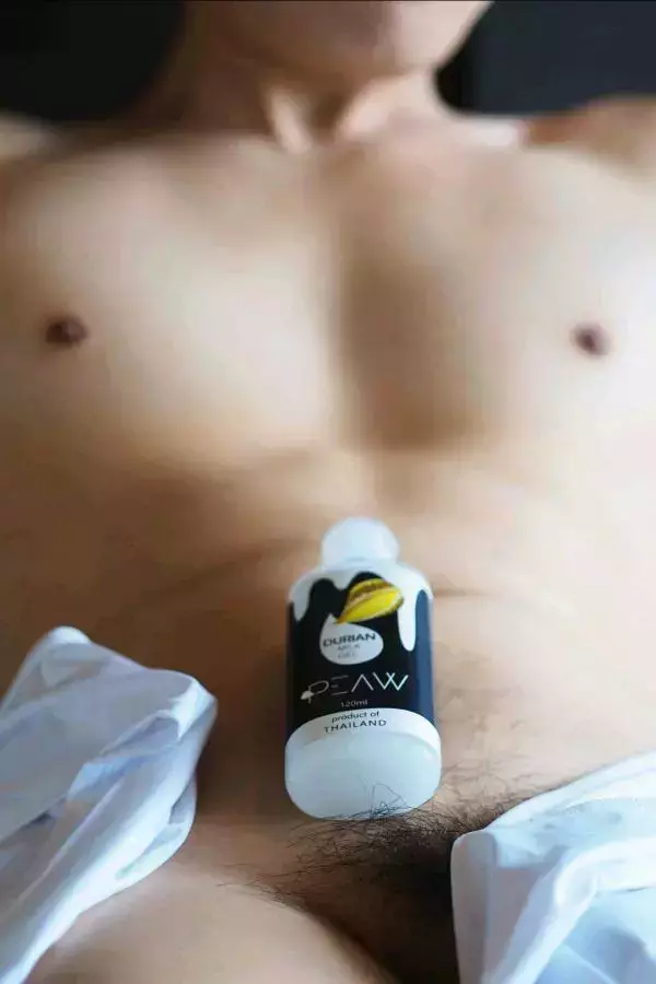 Peaw 1 泰國模型為您的樂趣