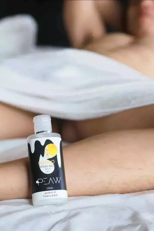Peaw 1 泰國模型為您的樂趣