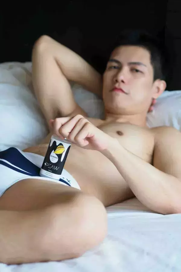 Peaw 1 泰國模型為您的樂趣