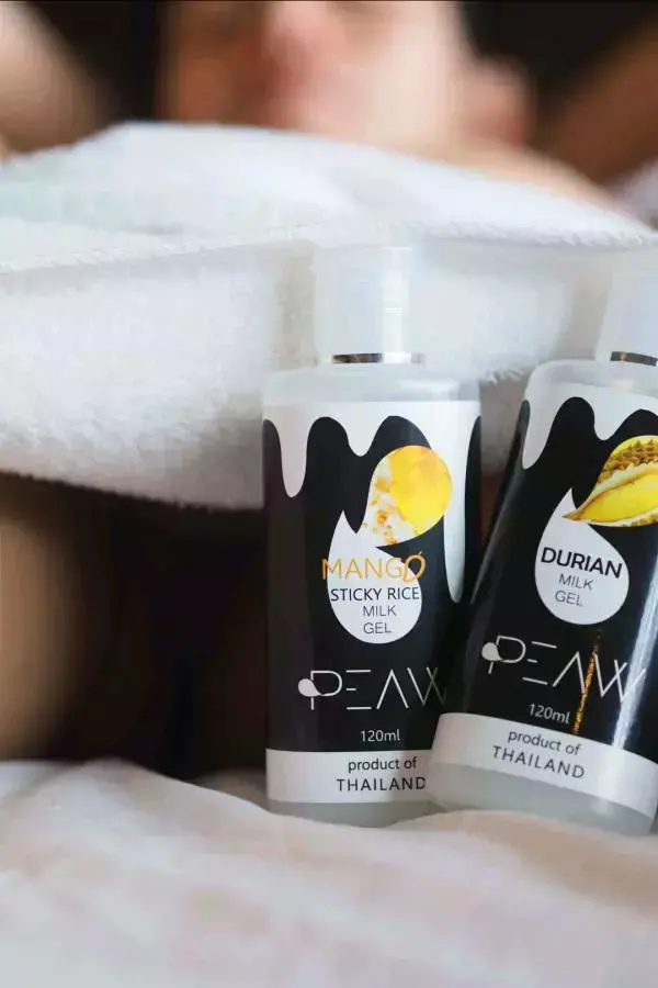 Peaw 1 泰國模型為您的樂趣
