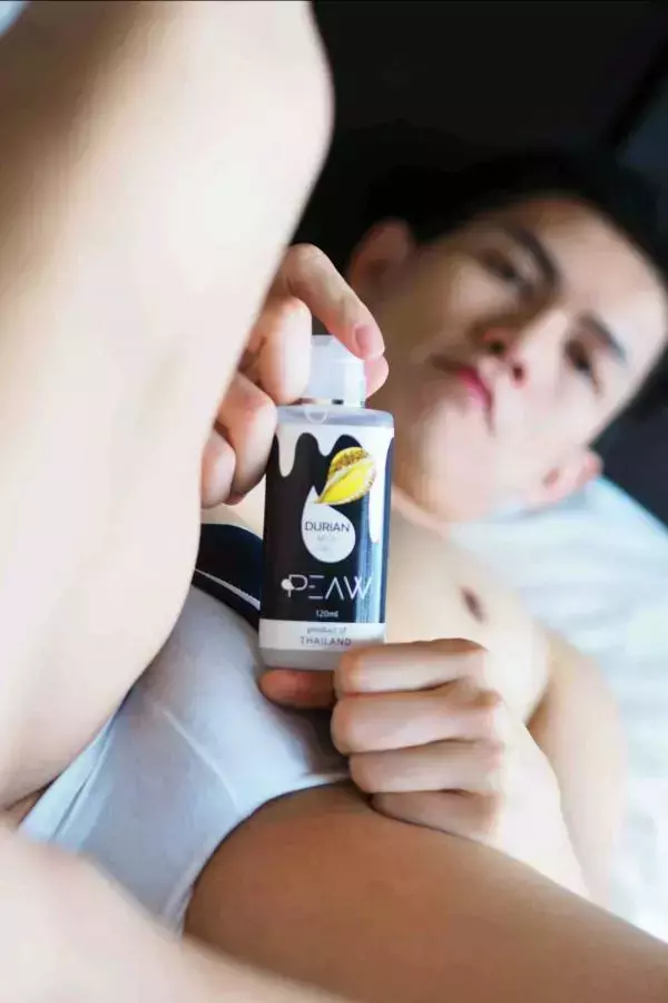Peaw 1 泰國模型為您的樂趣