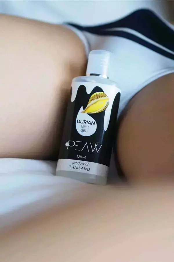 Peaw 1 泰國模型為您的樂趣