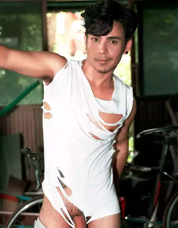 MAN OMG 7 - JOEY RAINING BOY