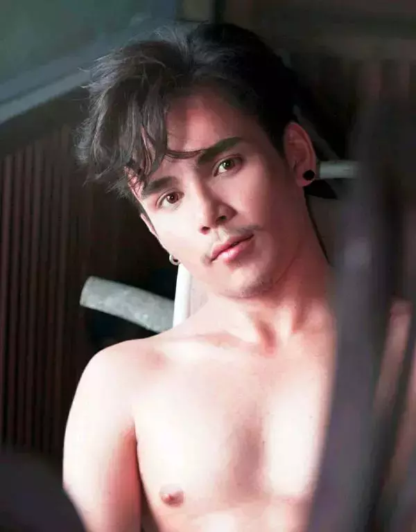 MAN OMG 7 - JOEY RAINING BOY