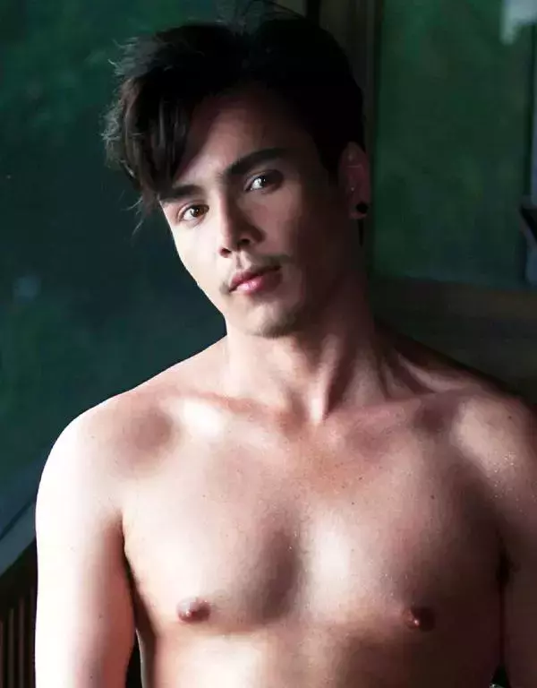MAN OMG 7 - JOEY RAINING BOY