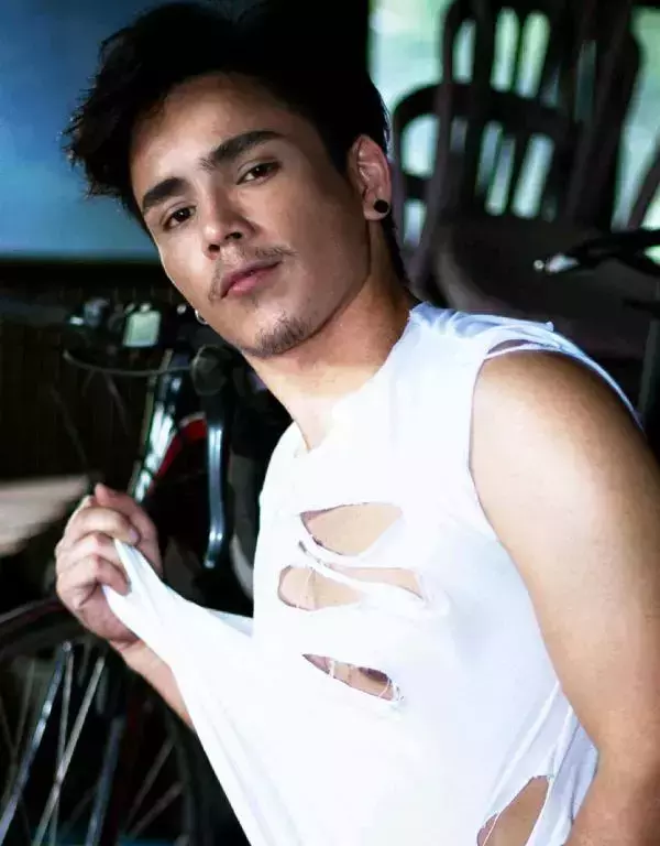 MAN OMG 7 - JOEY RAINING BOY