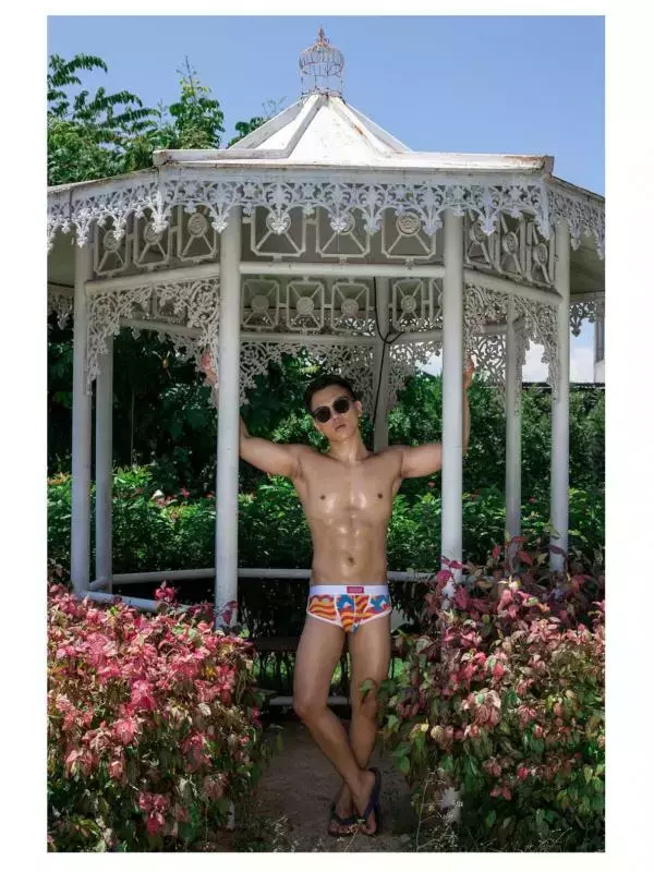 HiMM 9