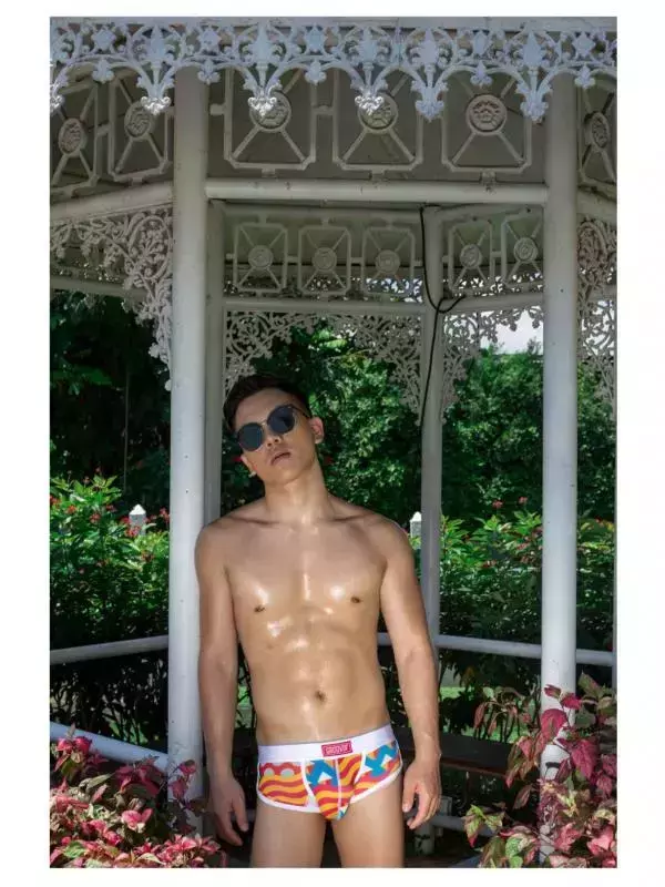 HiMM 9