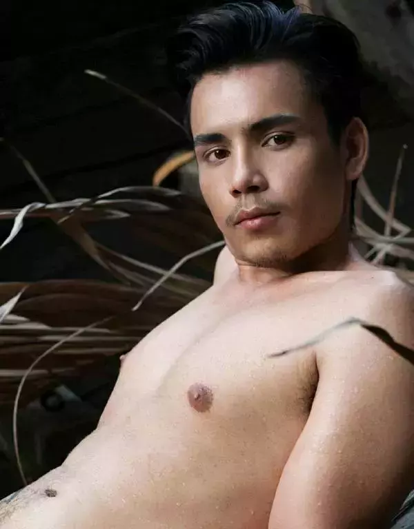 MAN OMG 7 - JOEY RAINING BOY