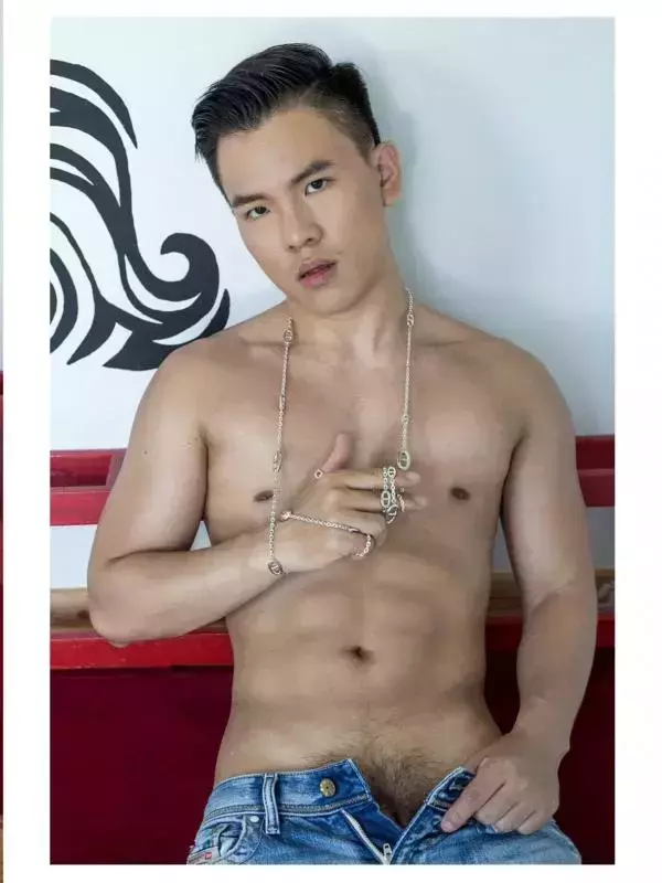 HiMM 9