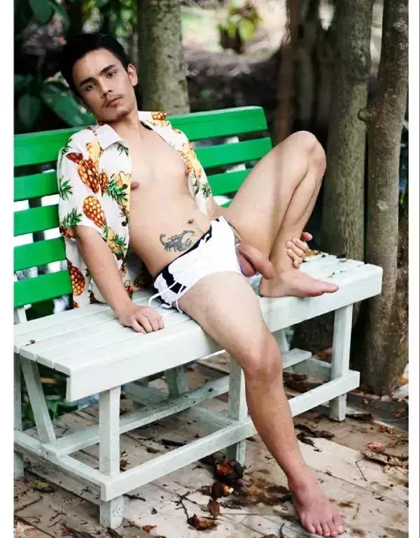 MAN OMG 7 - JOEY RAINING BOY