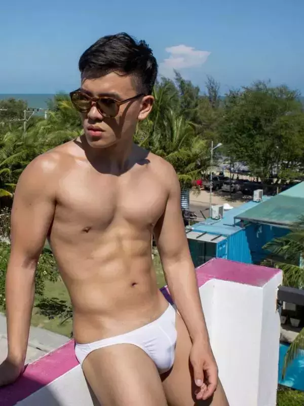 HiMM 9
