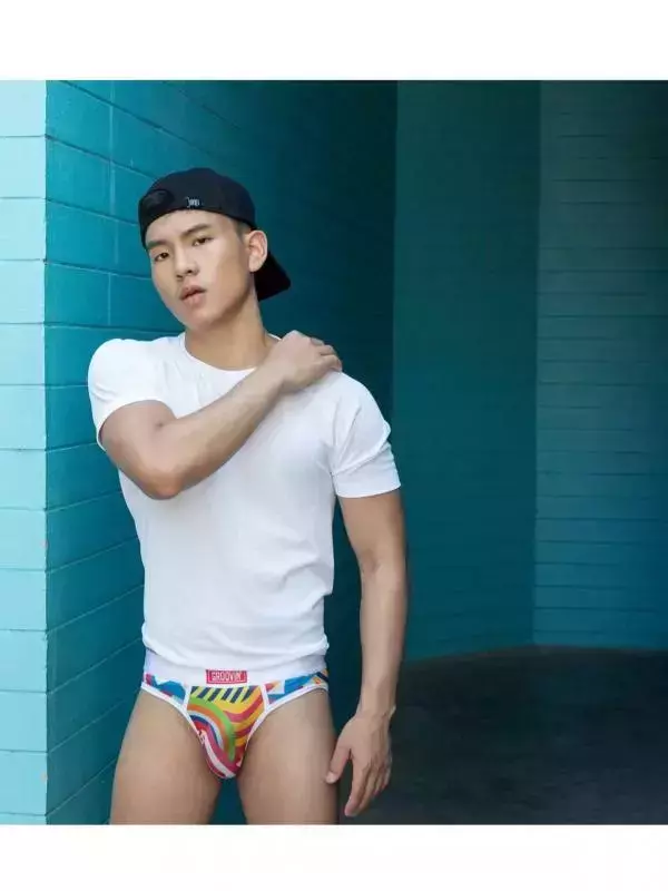 HiMM 9