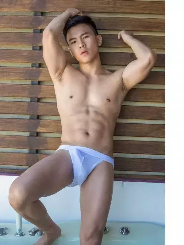 HiMM 9