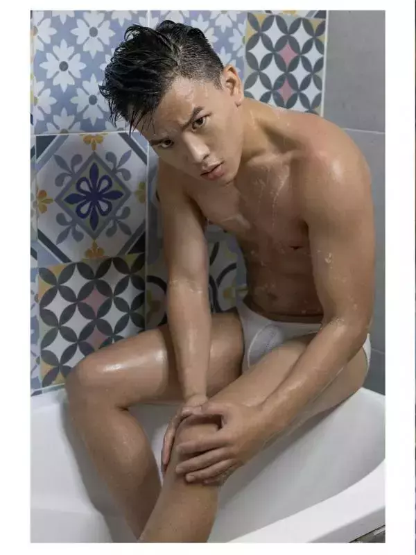HiMM 9