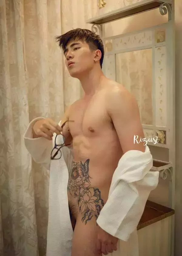 RiZiist MaGazine 09 | KnoW