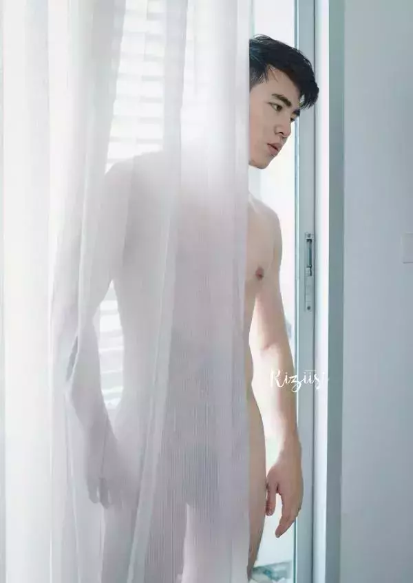 RiZiist MaGazine 09 | KnoW