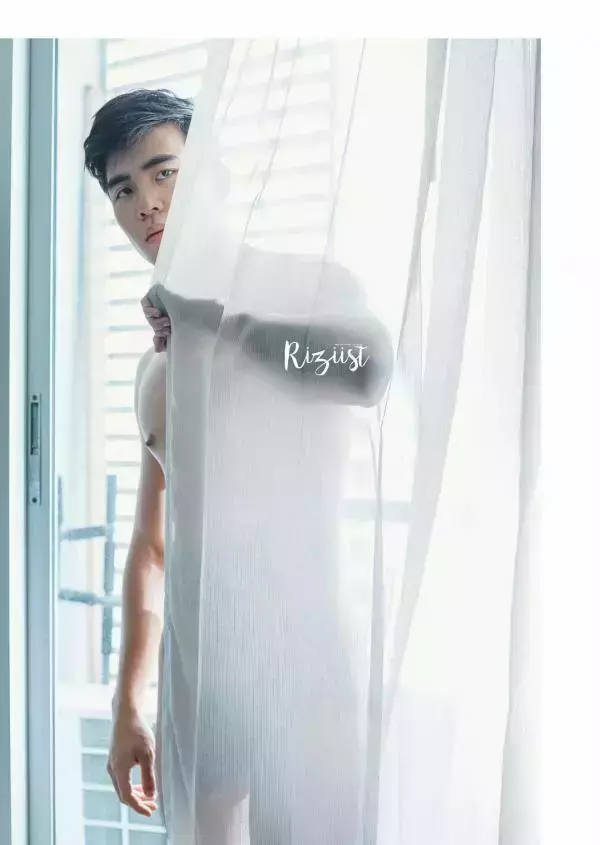 RiZiist MaGazine 09 | KnoW